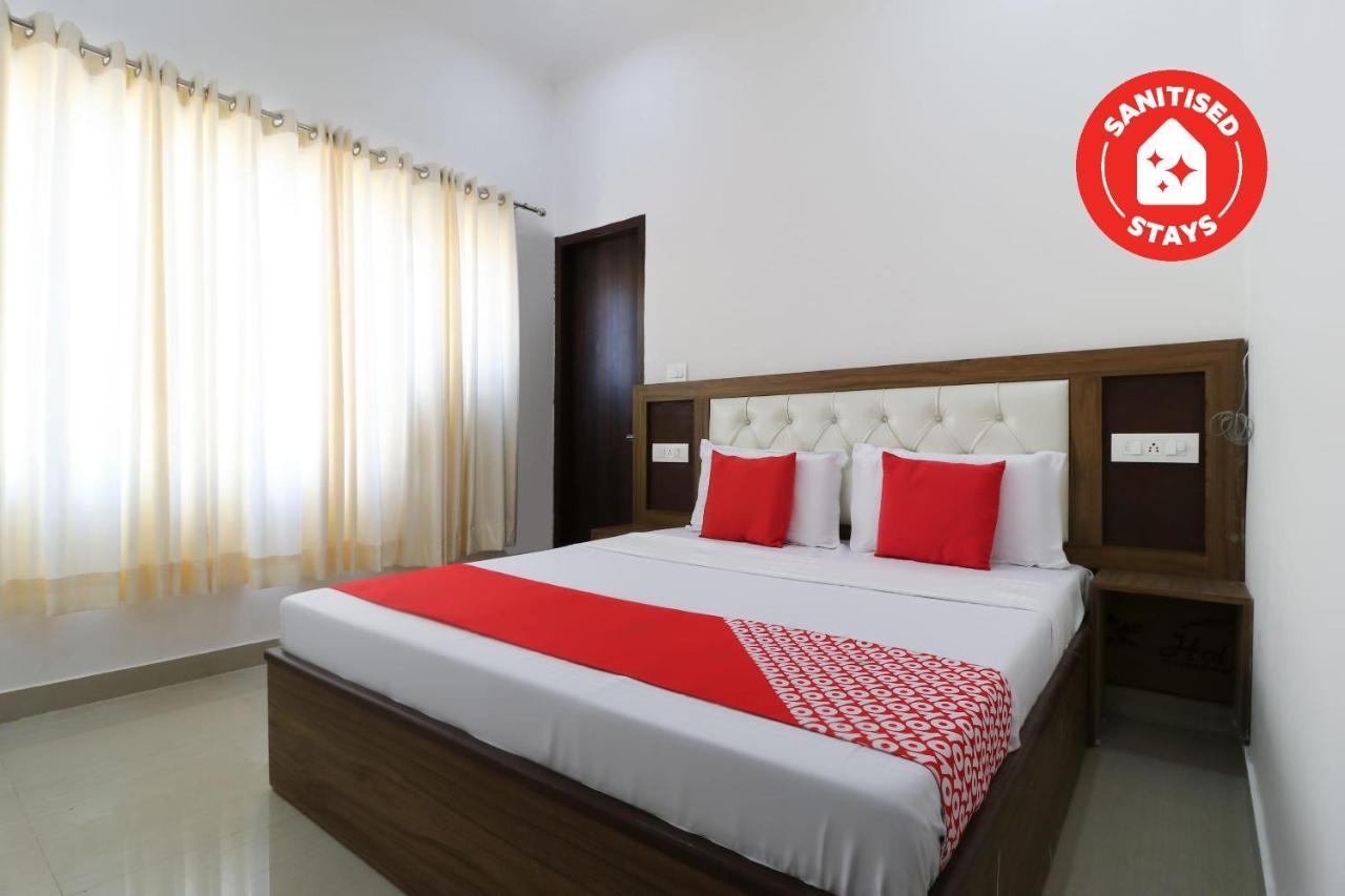 Zirakpur Oyo 64004 Hotel Kartar מראה חיצוני תמונה